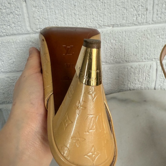 Louis Vuitton Tan Slingback Heels - Picture 13 of 16
